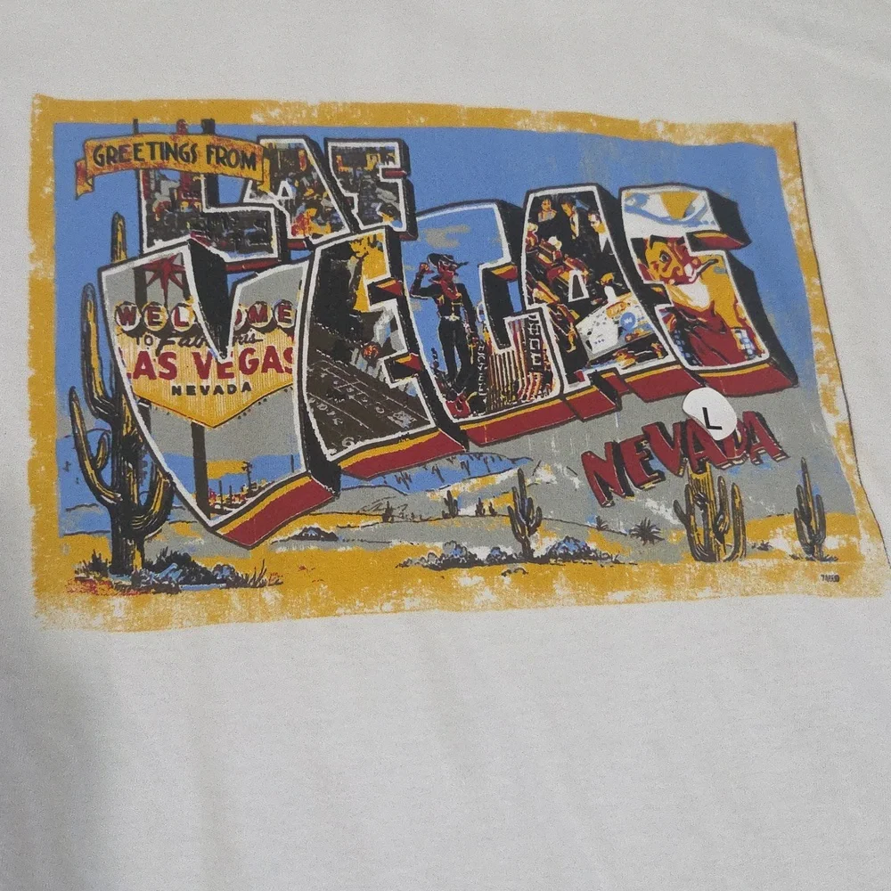 3 Awesome Las Vegas Nevada Tees In Great Condition! 2 NWT, 2 L, 1 Medium🎰🎲 - Picture 5 of 10